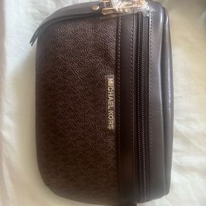 Michael kors small fanny pack